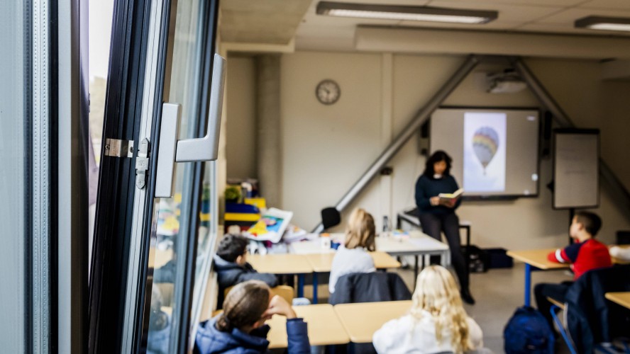 39 wetenschappers: 'Besteed meer aandacht aan ventilatie in coronabestrijding'